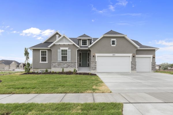 Residential Driveway Service in Santa Maria