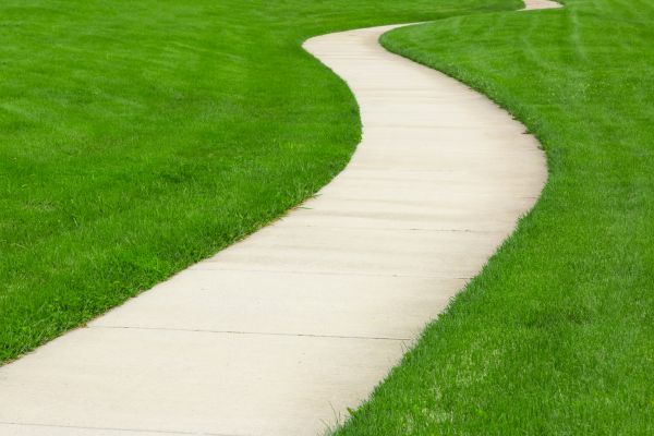 Walkway Building in Santa Maria